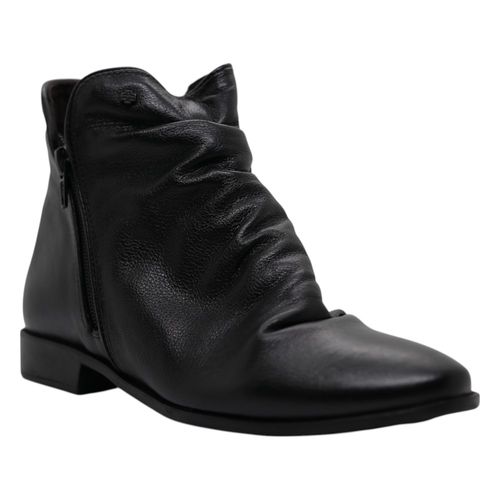 Bota Cano Curto Perlatto LUN006L Preto